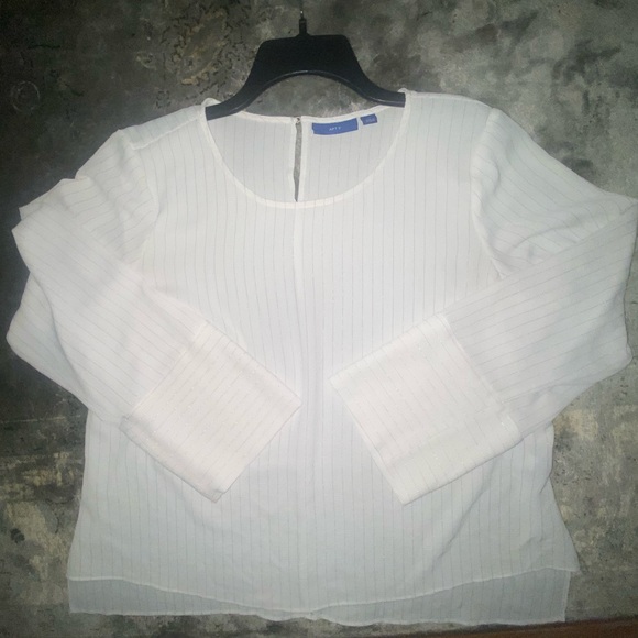 Flare sleeve size XL Apt. 9 blouse - Picture 4 of 4
